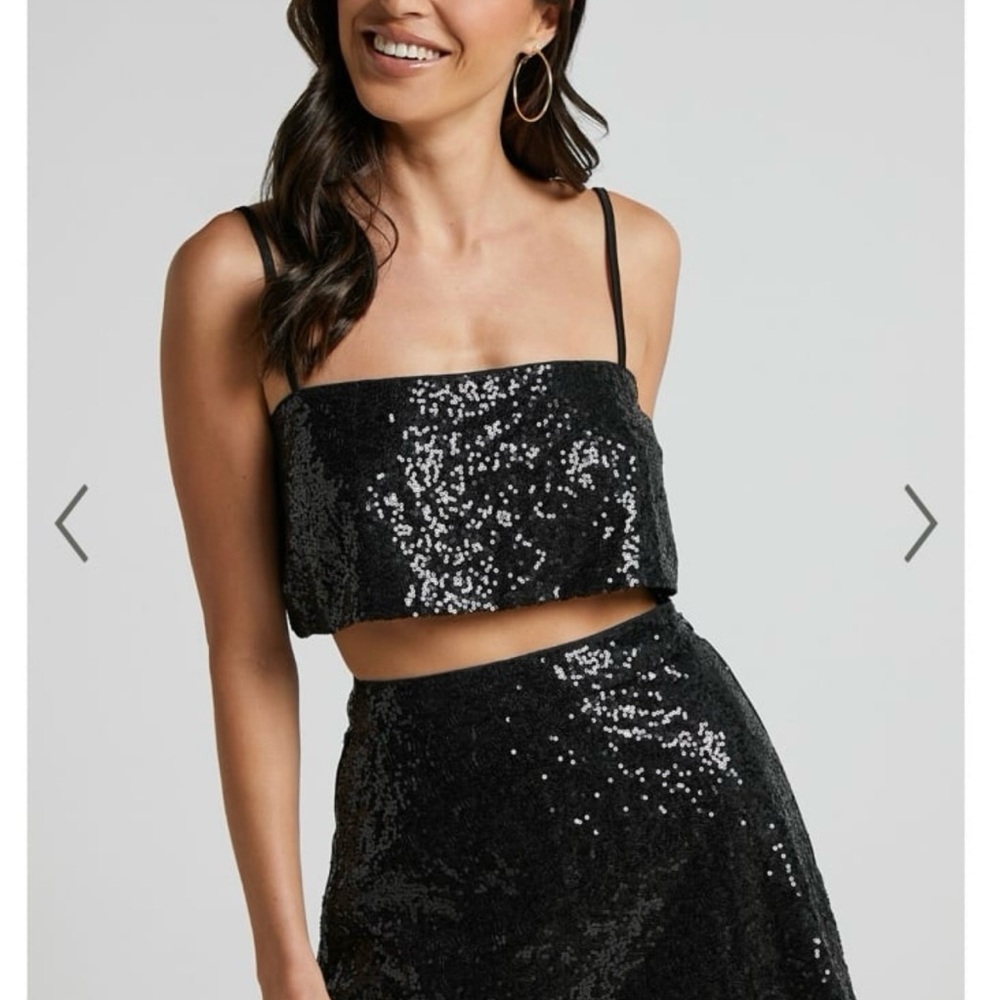 Show.po. Elswyth mini skirt side split sequin size 14 US